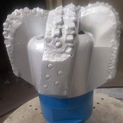 Sintered Surface Treatment Alloy Steel PDC Drill Bits 85kgs With PDC Cutter Insert