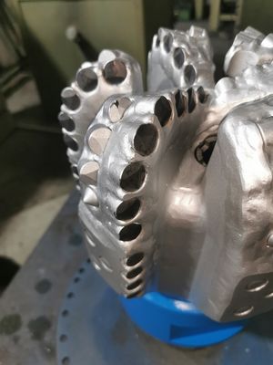 8-1/2'' Steel 6 Wing 16mm Diamond Cutter PDC Drill Bit Of Oilfield Drilling Tools