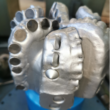 5 7/8 inch Thép thân PDC kim cương dầu khí khoan bit