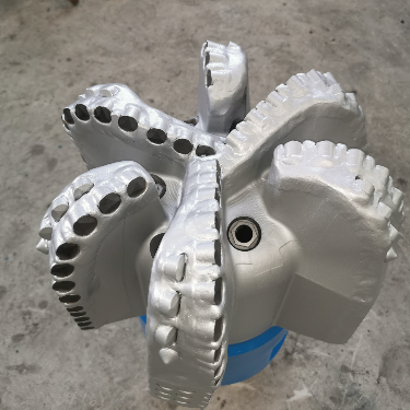 Mũi khoan kim cương 12 1/4 inch Dụng cụ cắt đá cho ngành khoan